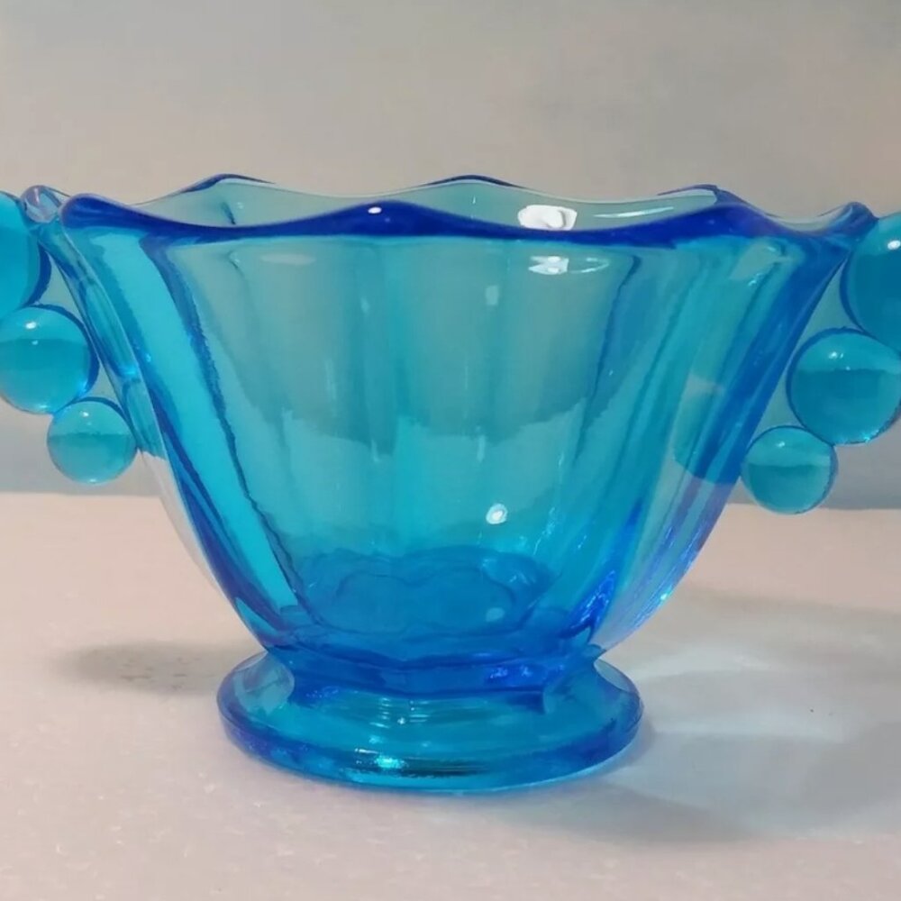 FENTON GLASS ULBERRY BLUE NUT DISH/BOWL W/BALL HANDLES 4388 ML